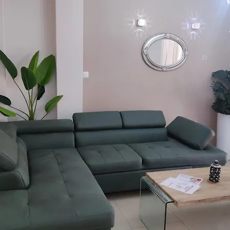 Boutique Lux Апартаменты *